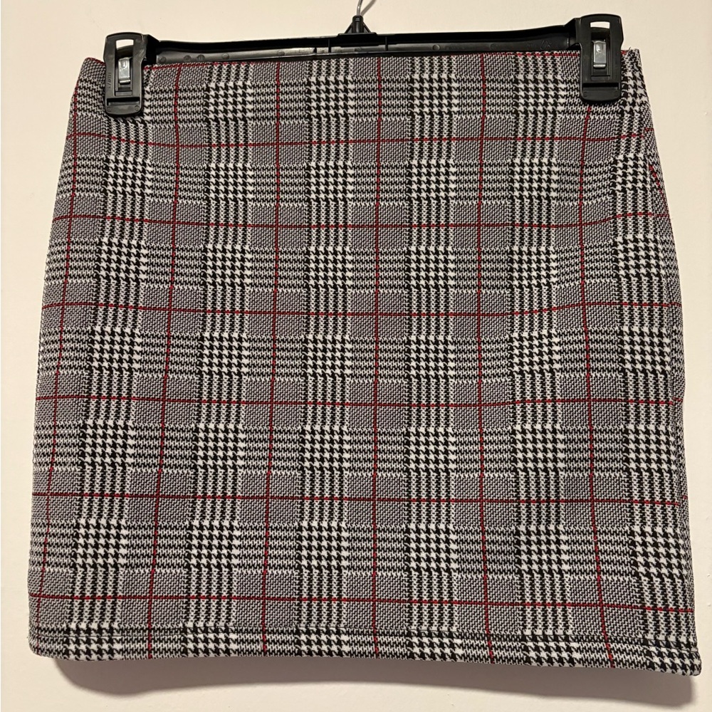 Bershka Black and White Mini Pencil Skirt